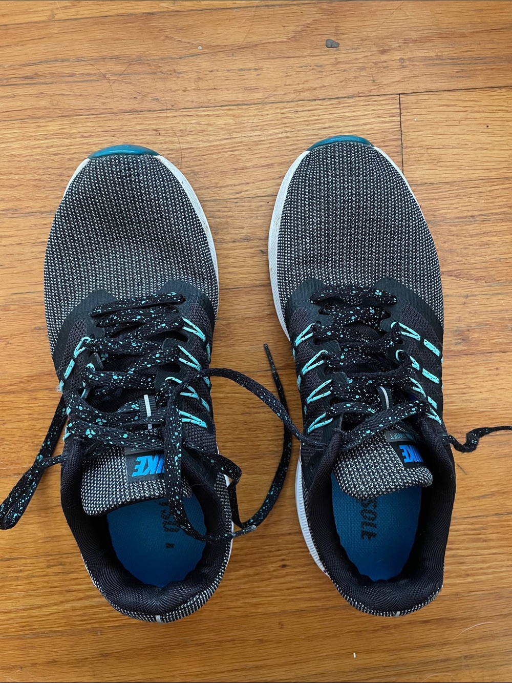 Nike Black & Teal Athletic Sneakers